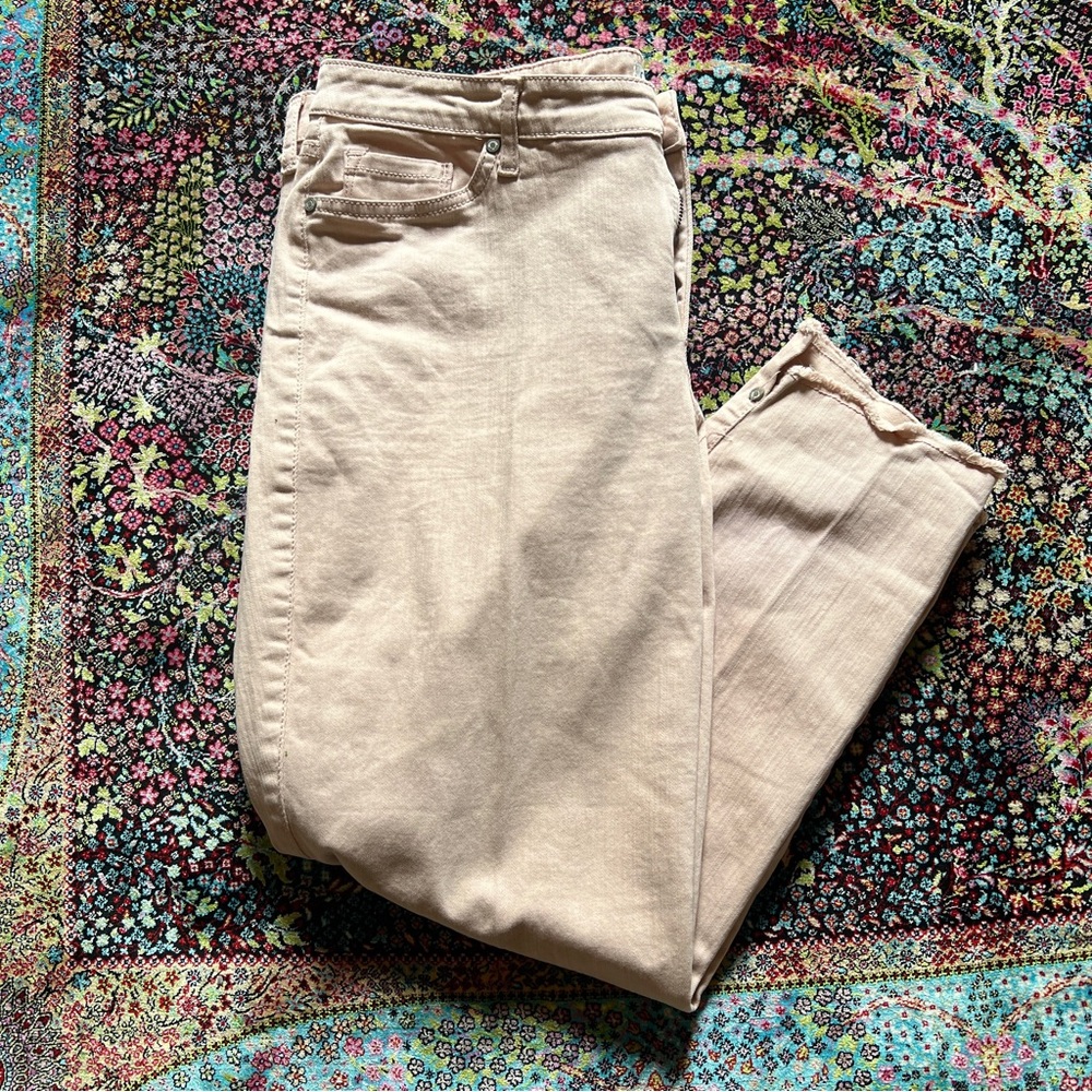 Blush colored Code Bleu Soho Crop Pants
